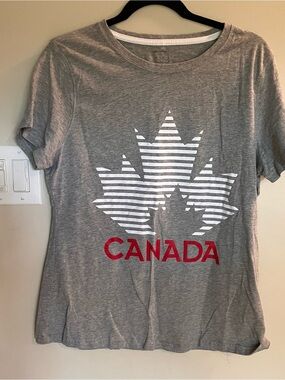 Celebrate Canada Day Gray Tee with Striped Maple Leaf CANADA Print feminine